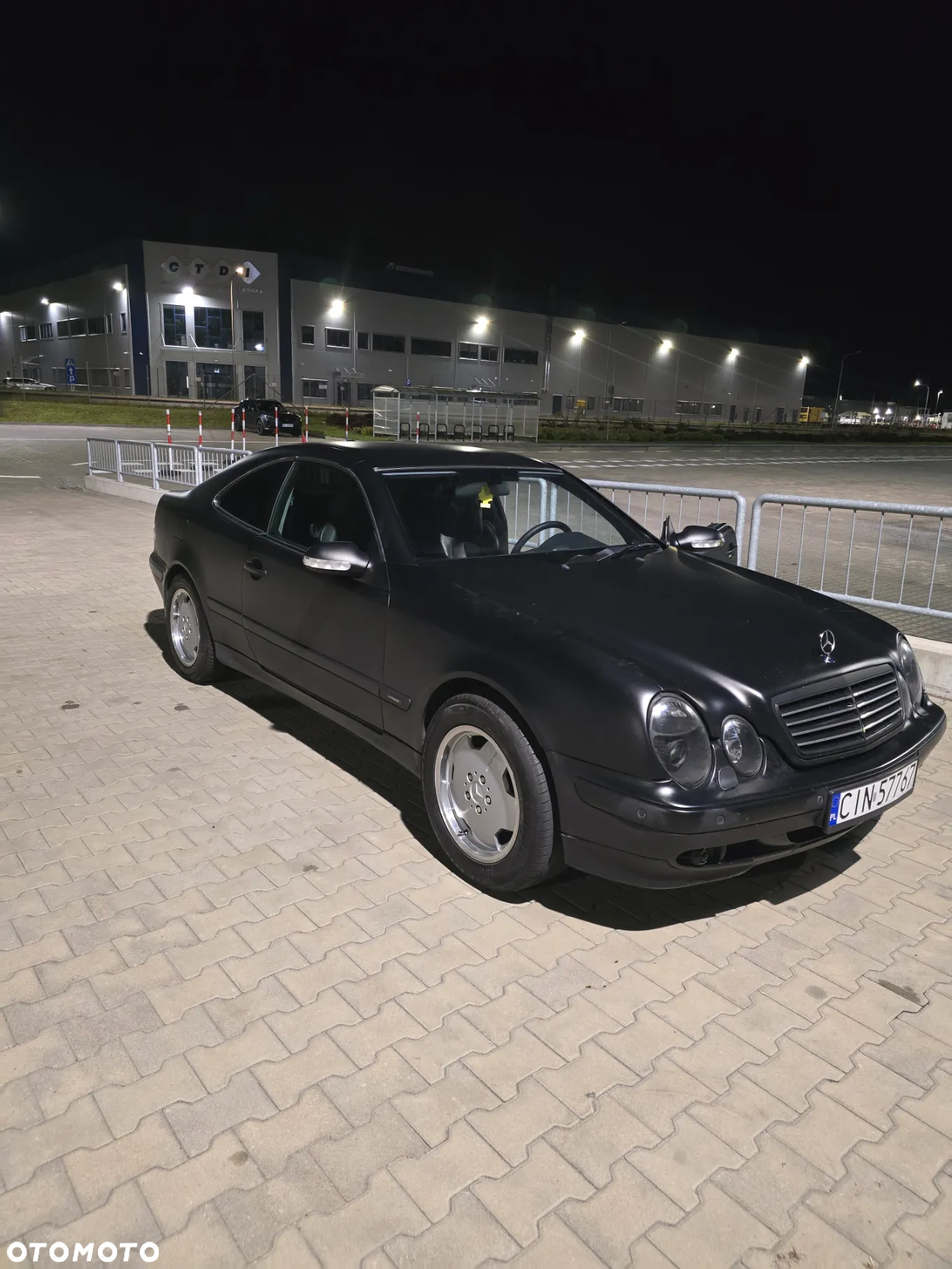 Mercedes-Benz CLK 320 - 4