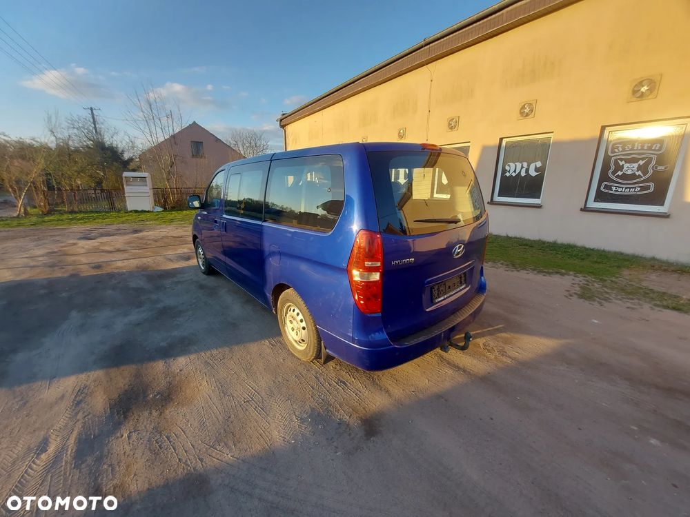 Hyundai H-1 2.5 CRDi Travel Family+ - 5