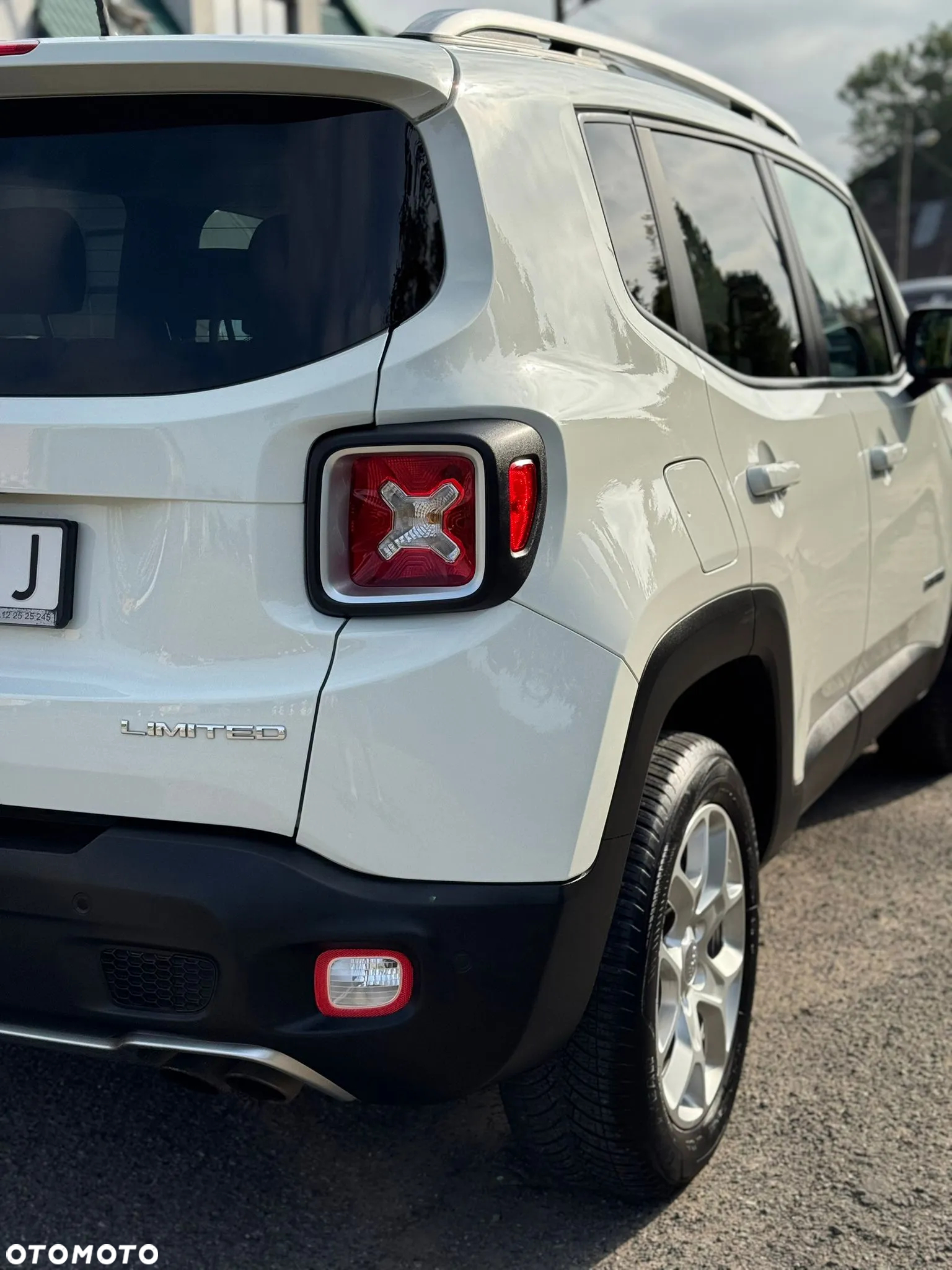 Jeep Renegade 1.4 MultiAir Limited 4WD S&S - 9