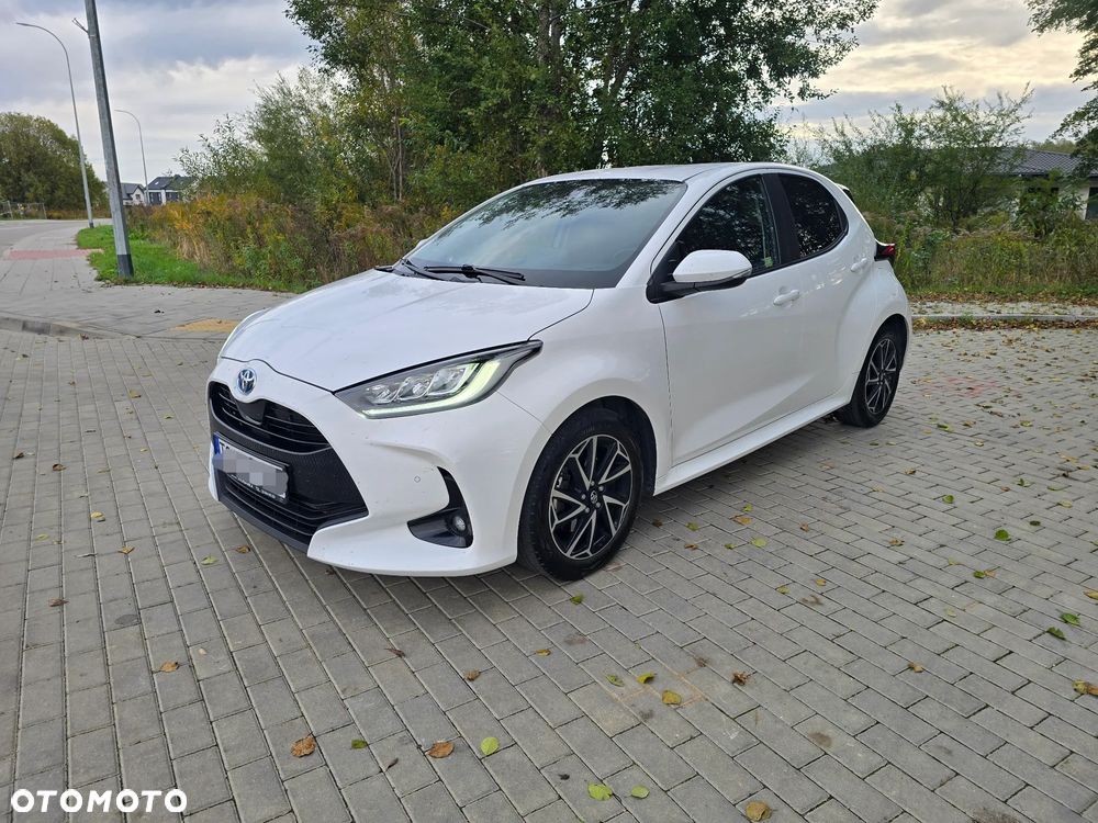 Toyota Yaris Hybrid 1.5 Style - 13