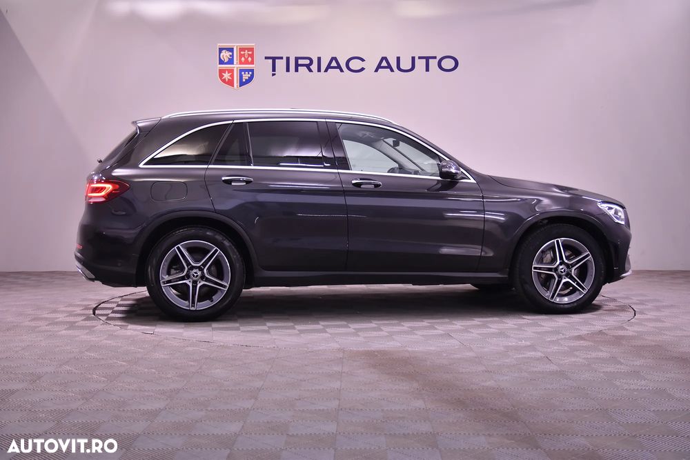 Mercedes-Benz GLC 300 d 4Matic 9G-TRONIC AMG Line - 6