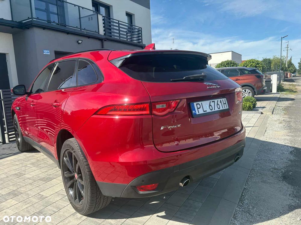 Jaguar F-Pace 25t AWD Prestige - 7