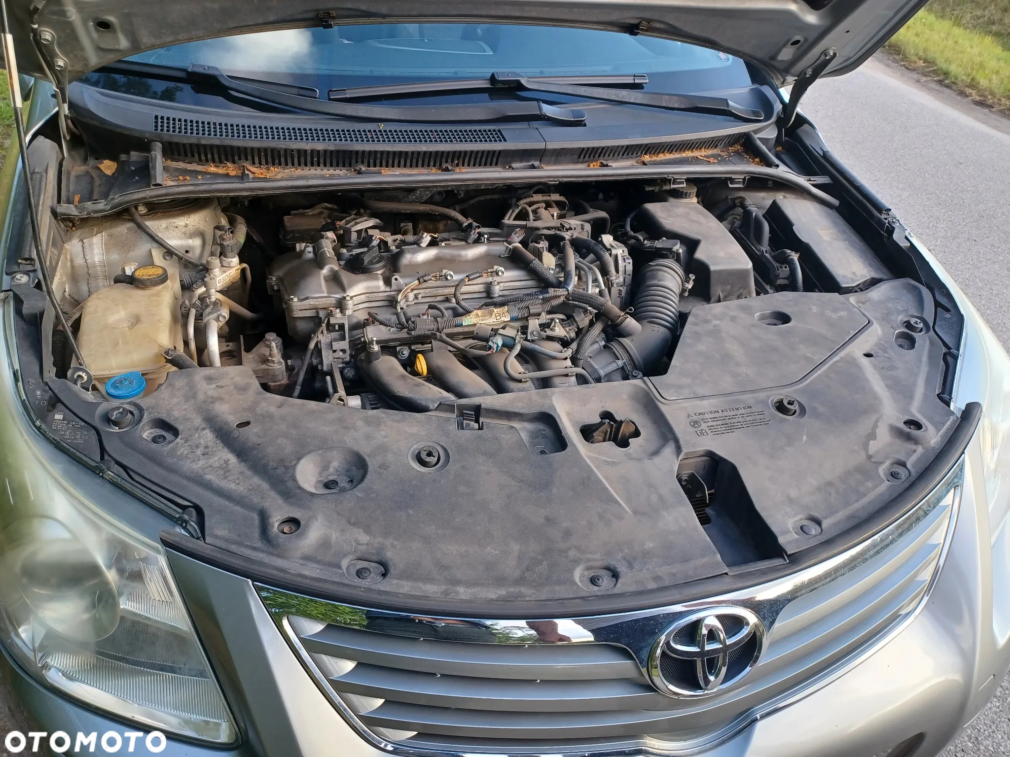 Toyota Avensis 1.8 Sol NAVI - 6