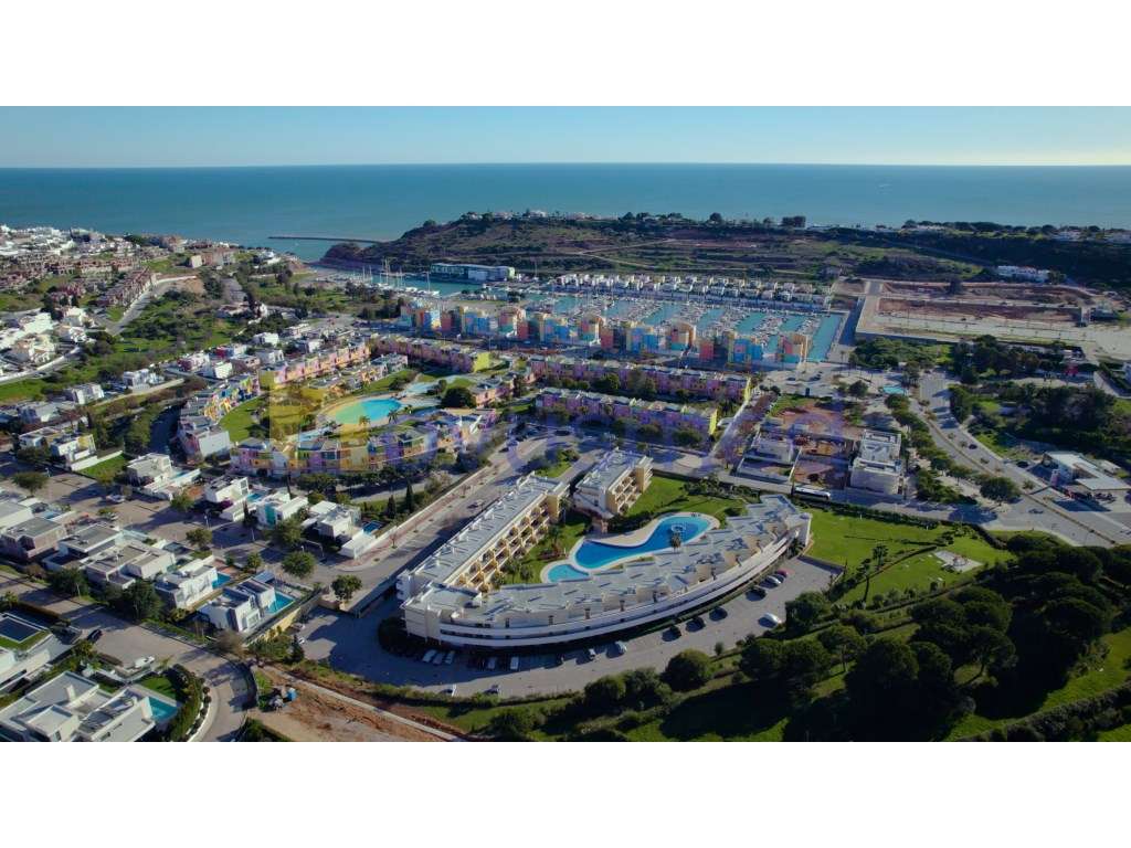 Apartamento T1 em condomínio privado Jardins da Marina - Grande imagem: 4/48