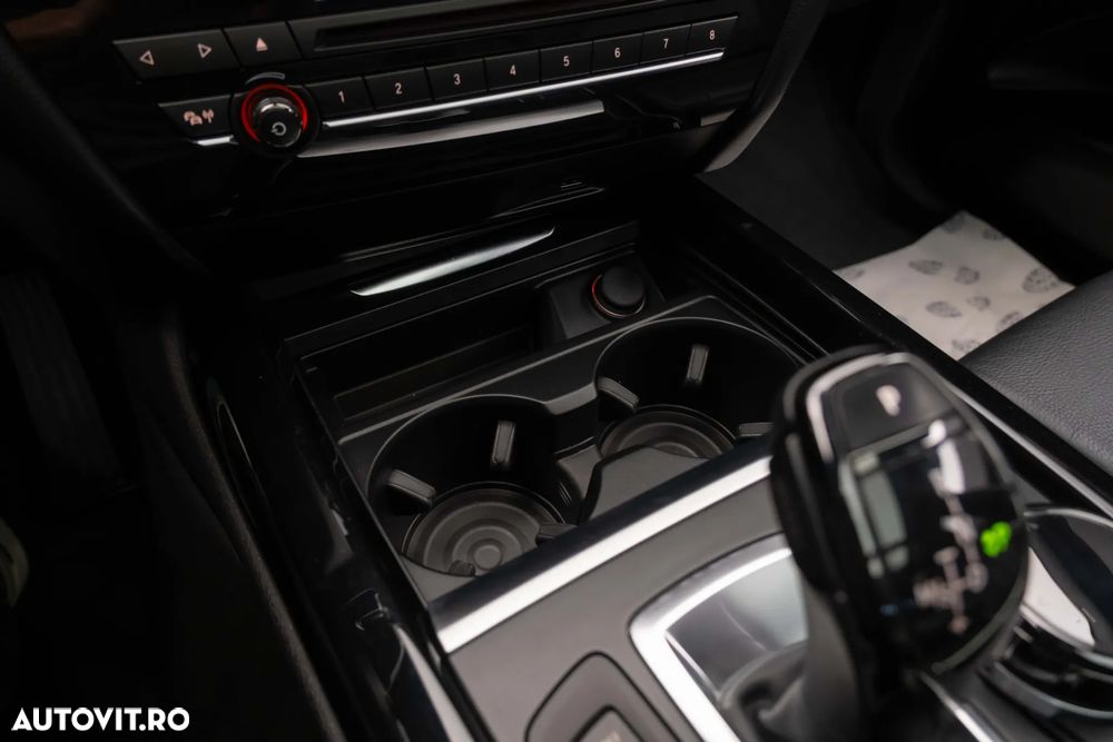 BMW X5 xDrive40d - 17