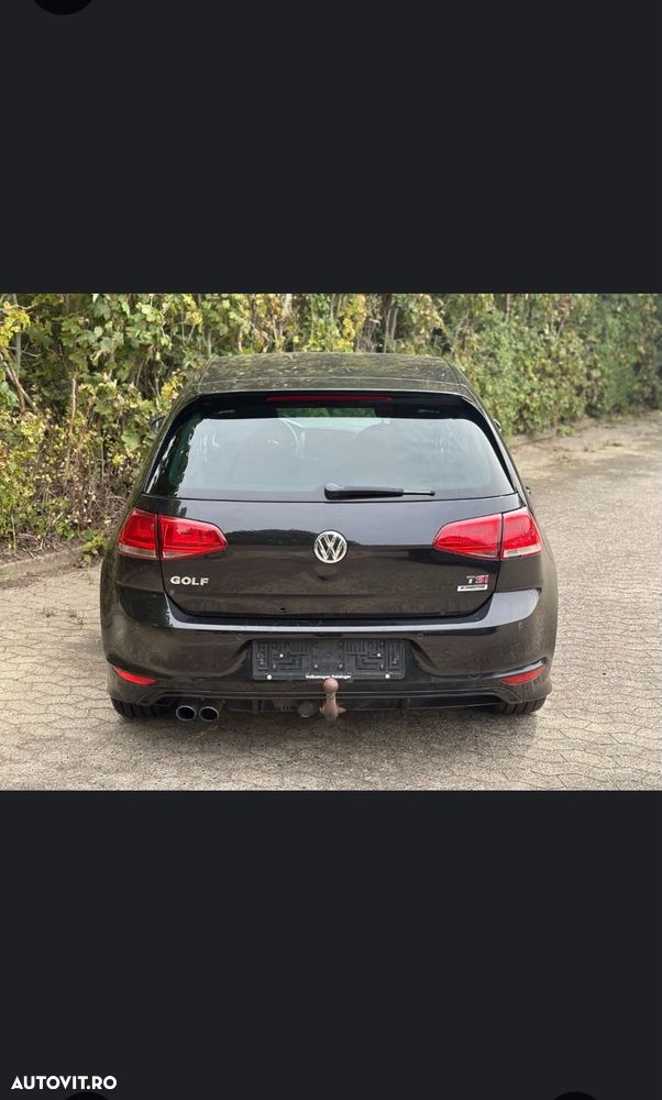 Volkswagen Golf - 8