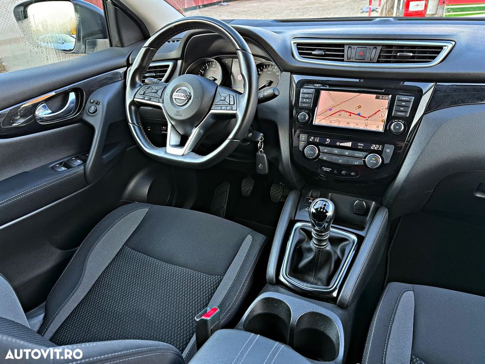 Nissan Qashqai 1.3 DIG-T SHIRO - 10