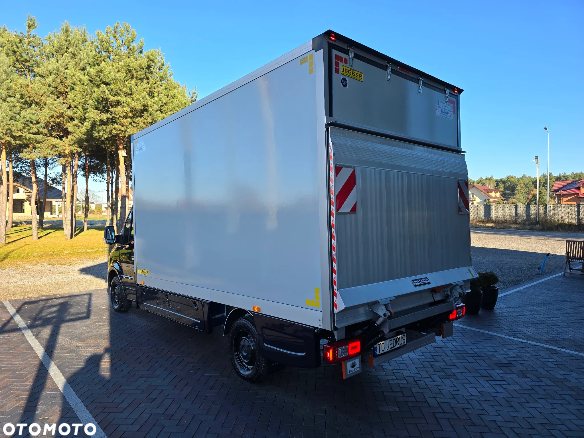 Mercedes-Benz SPRINTER 319 3.0 CDI KONTENER 4,28cmDługi 2,29cmSzero 2,24cmWysok + WINDA 750Kg 42Tyś km SERWIS DO OSTATNIEGO Km ASO MERCEDES-BENZ SALON PL STAN NOWY NOWY NOWY FABRYCZNA GWARANCJA - 14