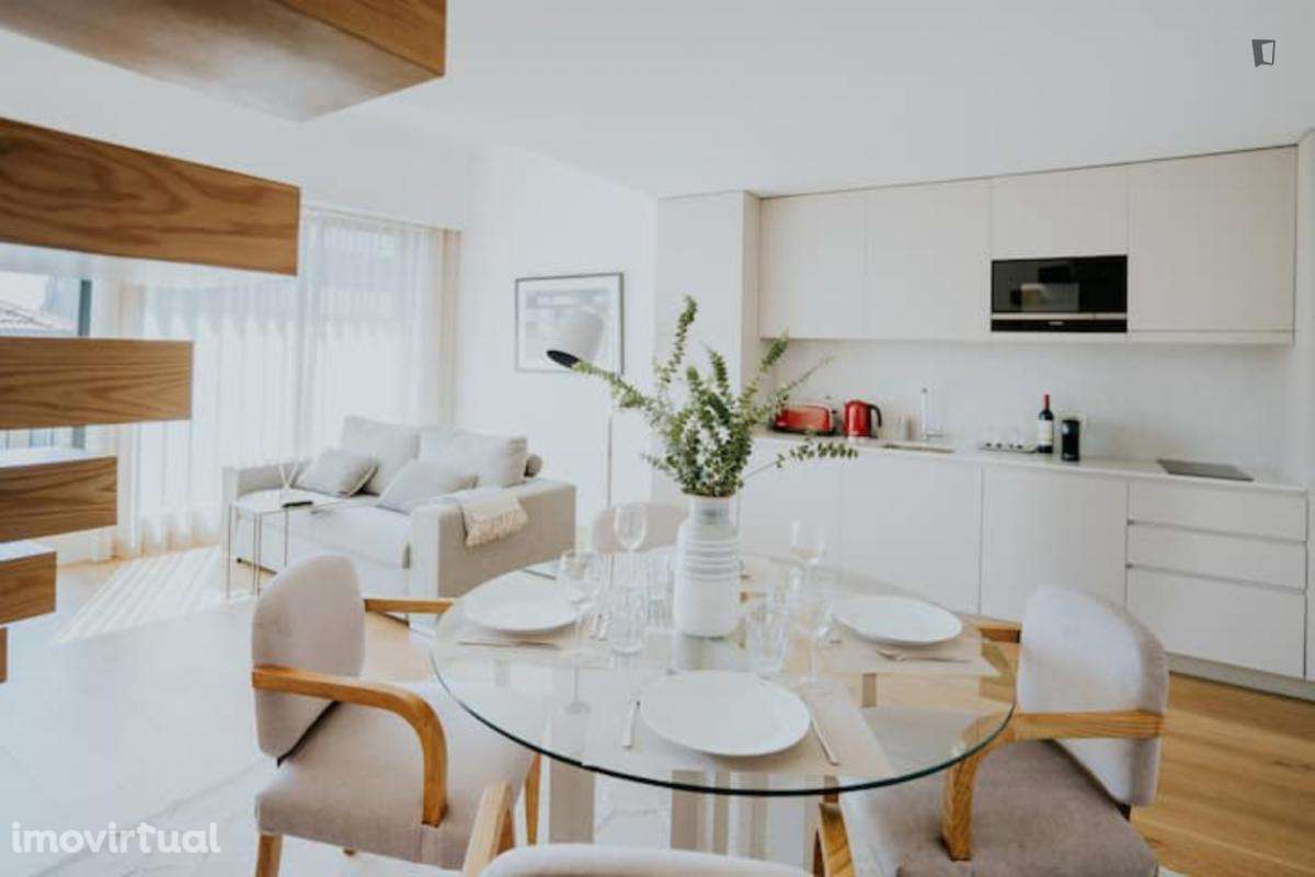 Estúdio - localizado em Santo Ildefonso Porto - Grande imagem: 2/12