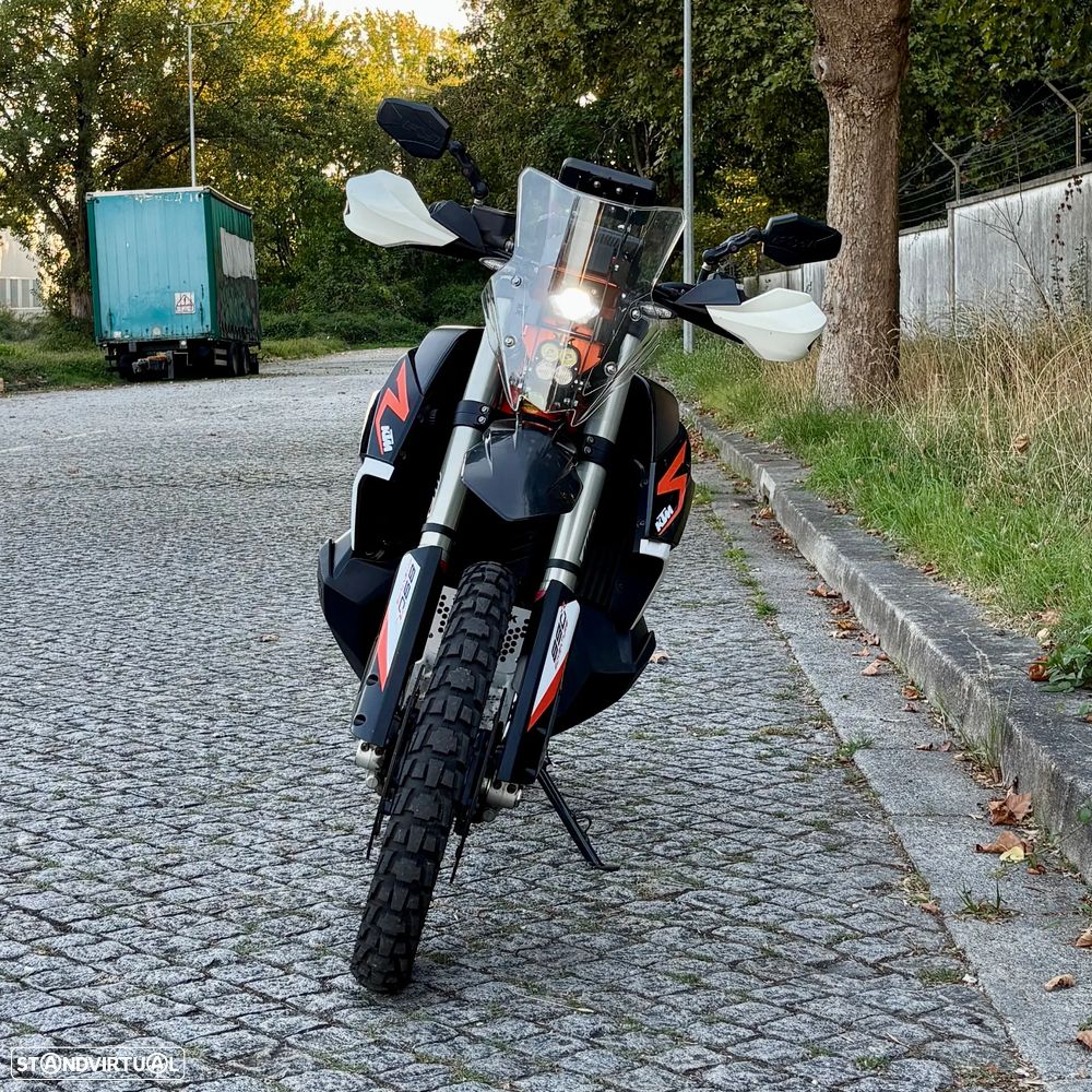 KTM 890 Adventure R - 11