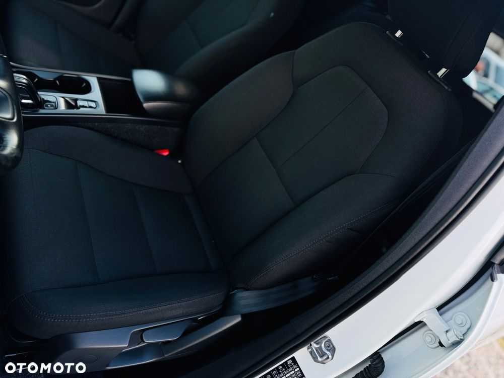 Volvo XC 40 D3 Momentum - 12