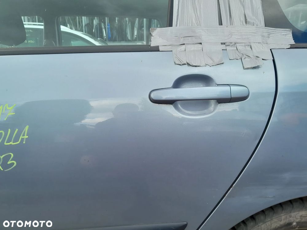 TOYOTA COROLLA E12 KOMBI DRZWI LEWE TYLNE LEWY TYŁ KOLOR: 8Q3 - 3