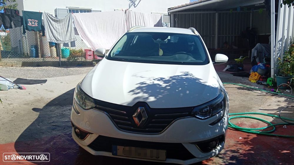 Renault Mégane 2019 photo 2