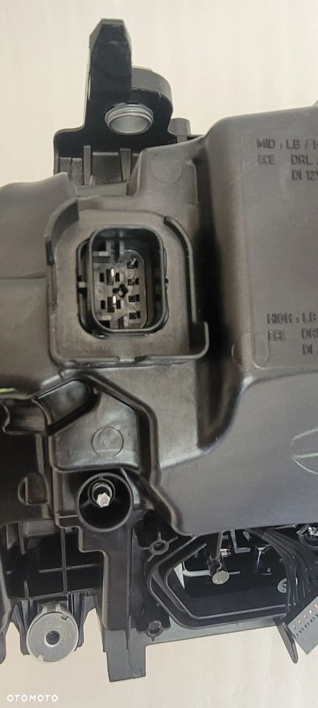 LAMPA PRAWA PRZEDNIA BMW 3 G20 G21 VII LIFT 2022- 5A1A352-06 - 9