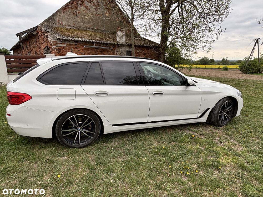 BMW Seria 5 520d Sport Line - 14