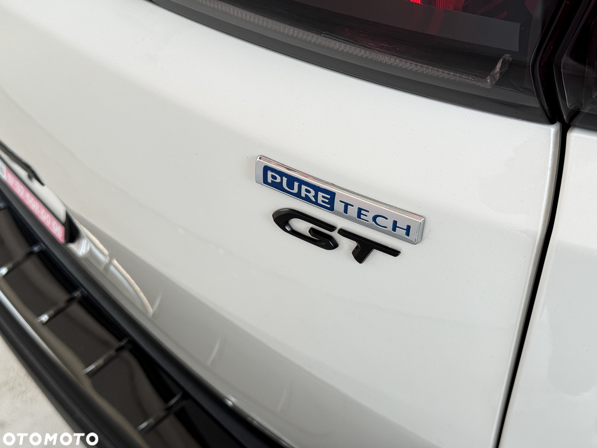 Peugeot 5008 1.6 PureTech GT S&S EAT8 - 24