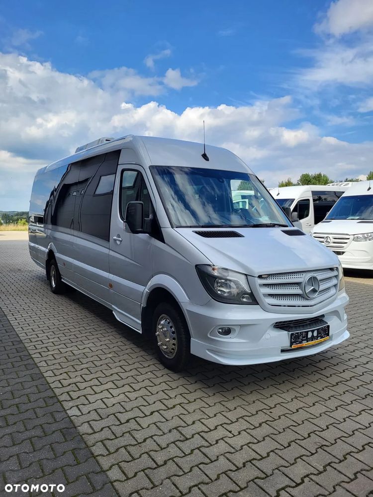 Mercedes-Benz Sprinter 519 CDI 24 miejsca + 4 stojące