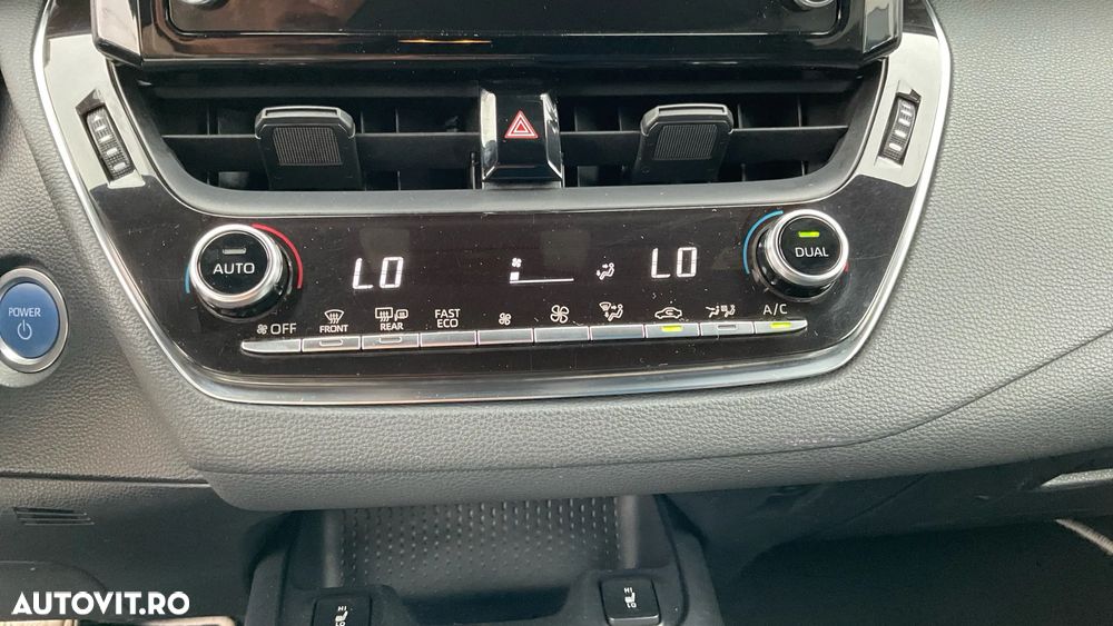 Toyota Corolla 1.8 HSD Dynamic - 34