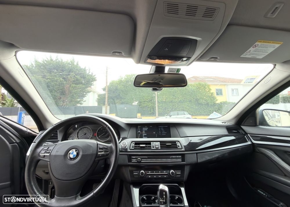 BMW 520 d Auto - 11