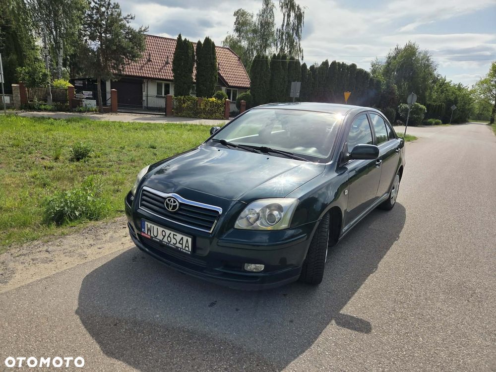 Toyota Avensis 1.8 VVT-i Terra - 1
