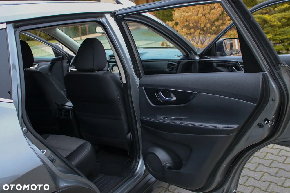 Nissan X-Trail 1.6 DIG-T Tekna - 23