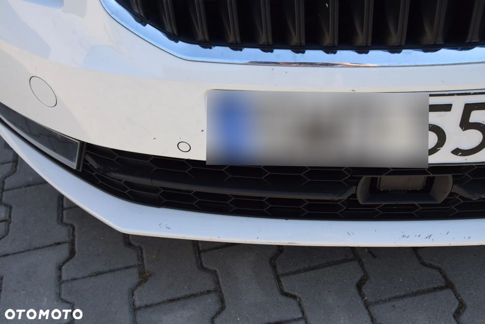 Skoda Octavia 2.0 TDI 4x4 Elegance DSG - 6