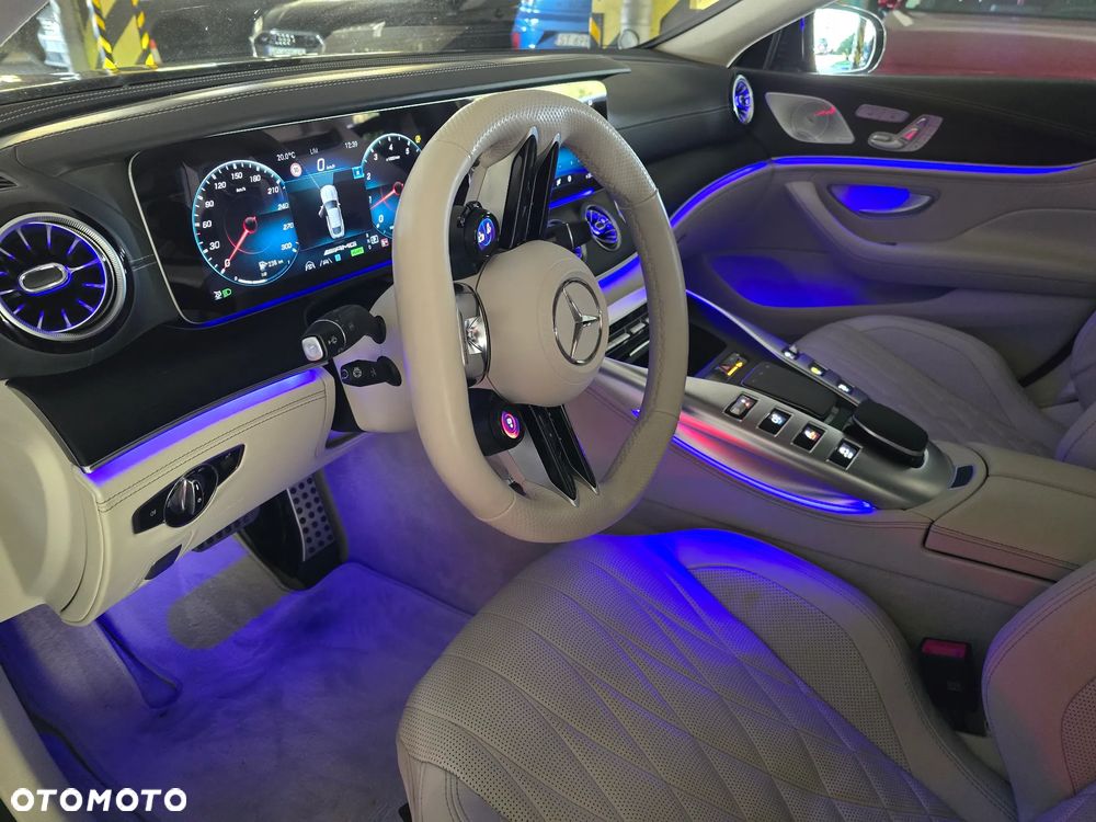 Mercedes-Benz AMG GT - 16
