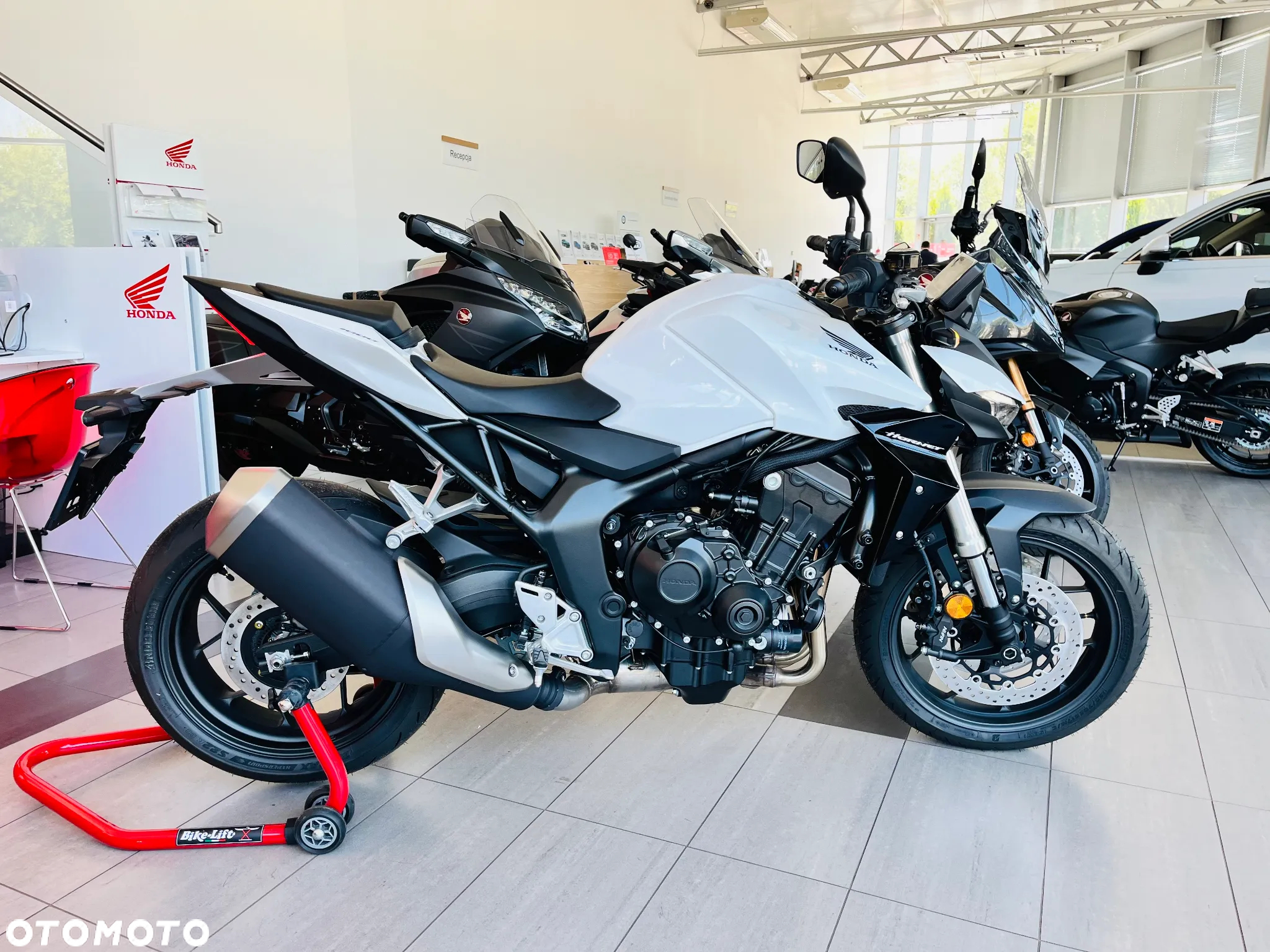 Honda CB - 2