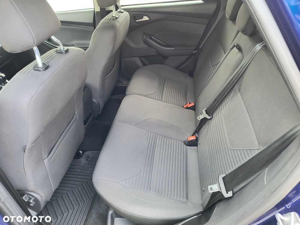 Ford Focus - 12