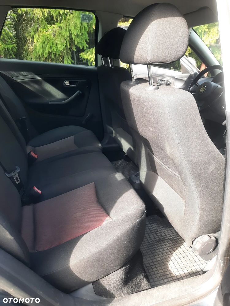 Seat Ibiza 1.4 16V Sport - 10