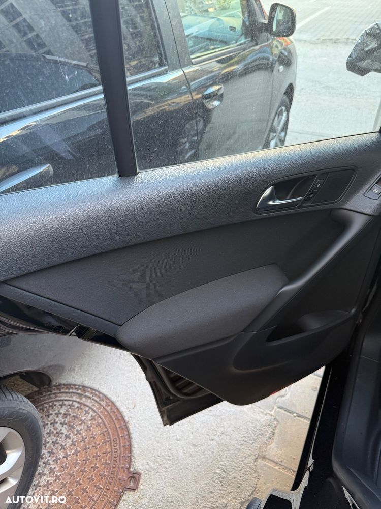 Volkswagen Tiguan - 15