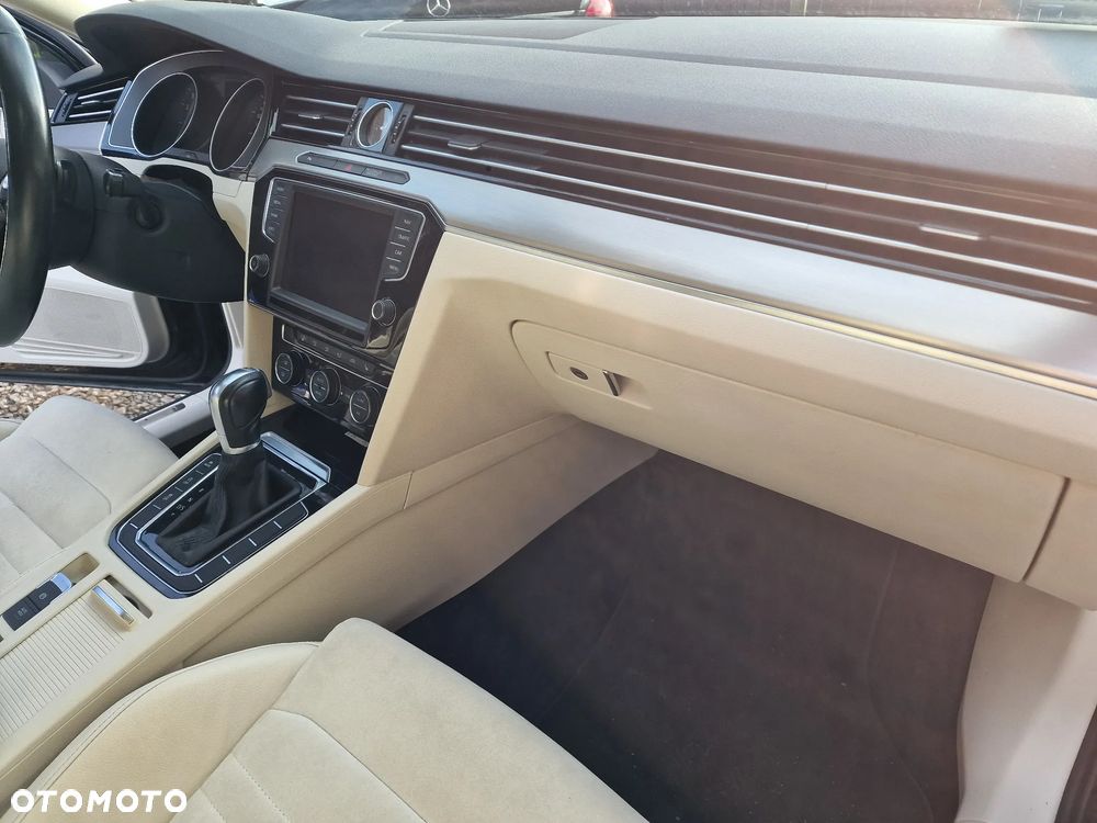Volkswagen Passat 1.8 TSI BMT Highline DSG - 15