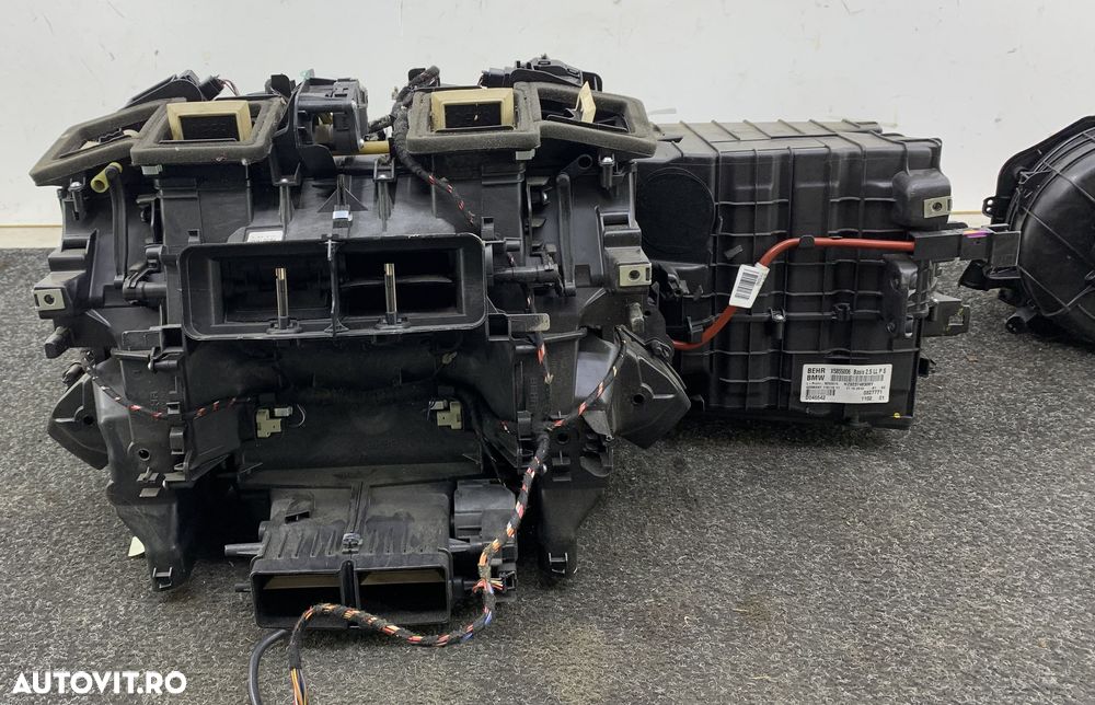 Dezmembrez Aeroterma completa pt volan stanga de pe BMW SERIA 5 F10… - 2
