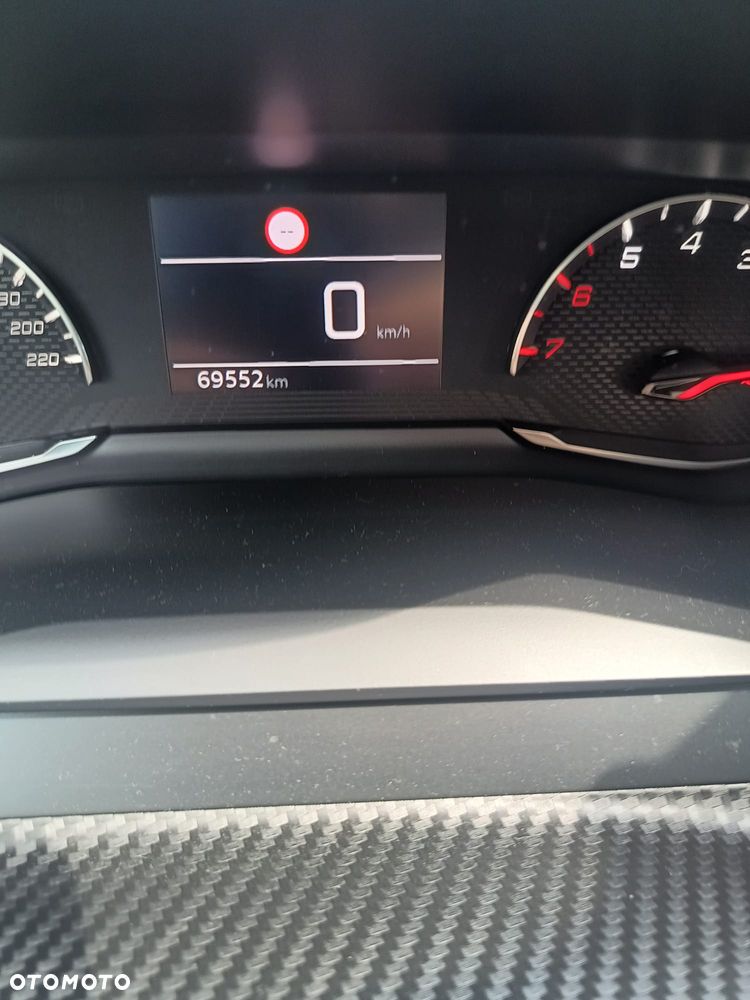 Peugeot 208 1.2 PureTech Active S&S - 8