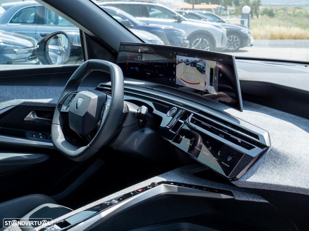 Peugeot E-5008 73 kWh Allure - 19