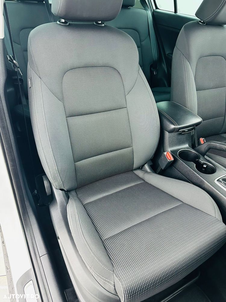 Kia Sportage 1.6 GDI 2WD DREAM-TEAM EDITION - 21