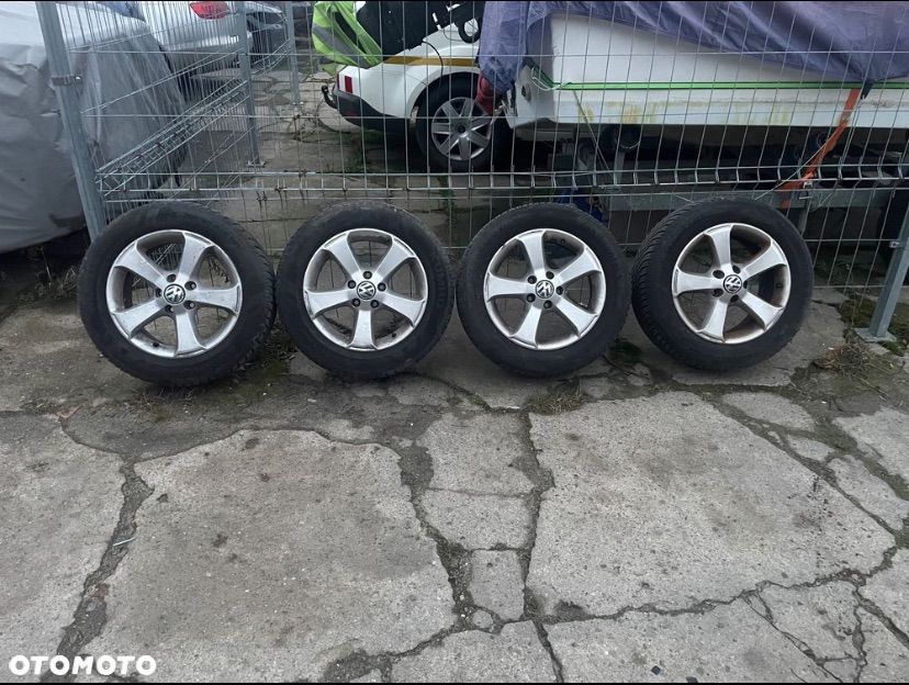 3C1071496 felgi aluminiowe 16 cali 5x112