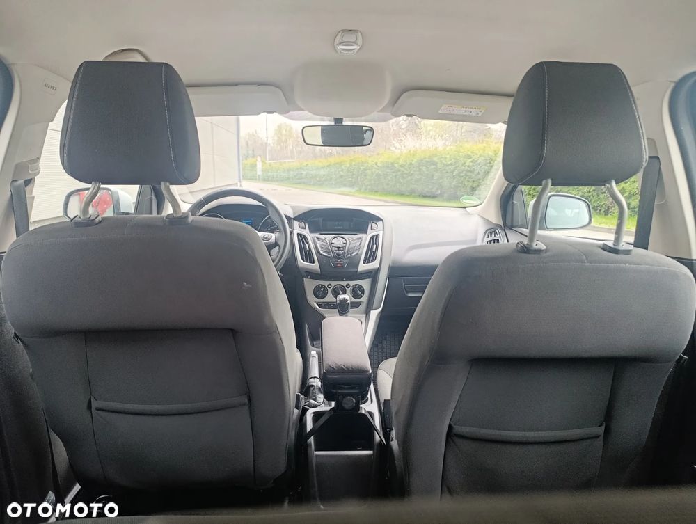 Ford Focus 1.6 Trend EU5 - 21