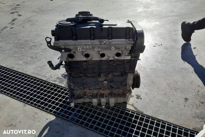 Motor fara anexe 2.0 BKP Volkswagen VW Passat B6 [2005 - 2010] Sedan - 4