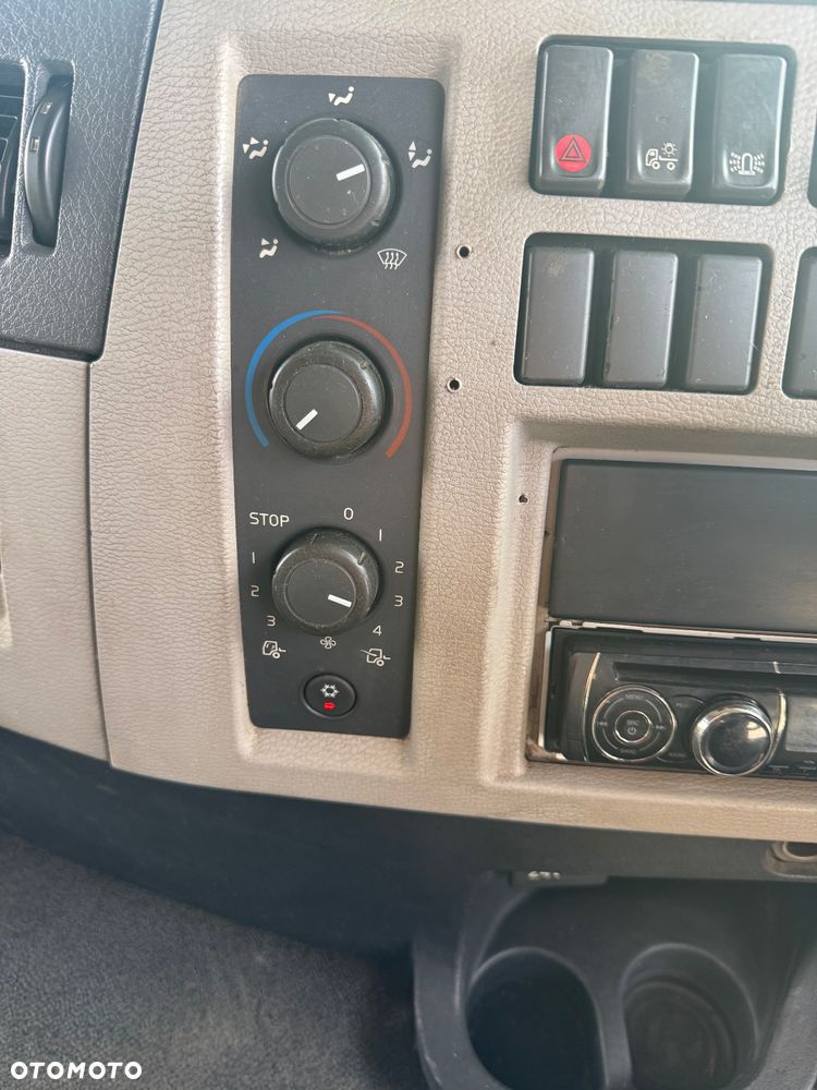 Volvo FE 280 Asenizacyjny Wuko 10450 litrów - 17