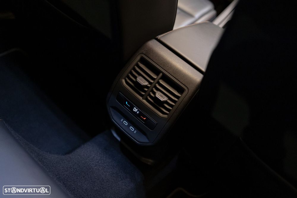 Cupra Formentor 1.4 e-Hybrid DSG - 38