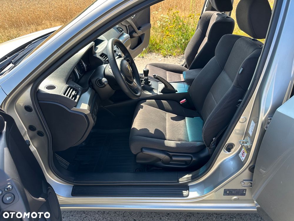 Honda Accord 2.0 Elegance - 21