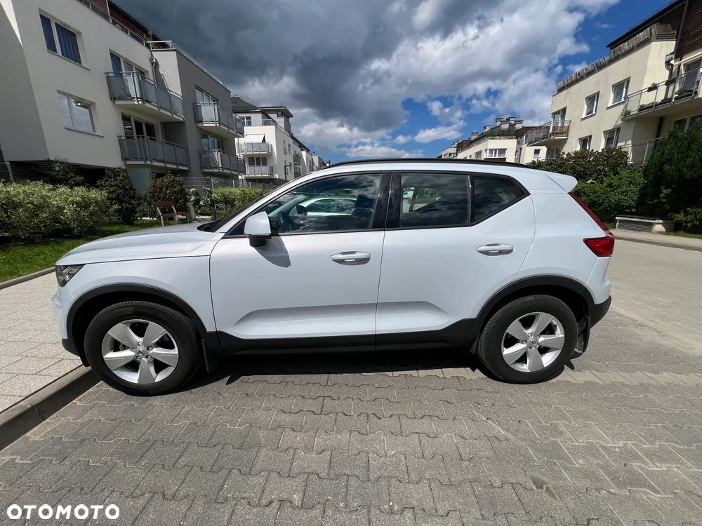 Volvo XC 40 T3 Momentum Core - 1