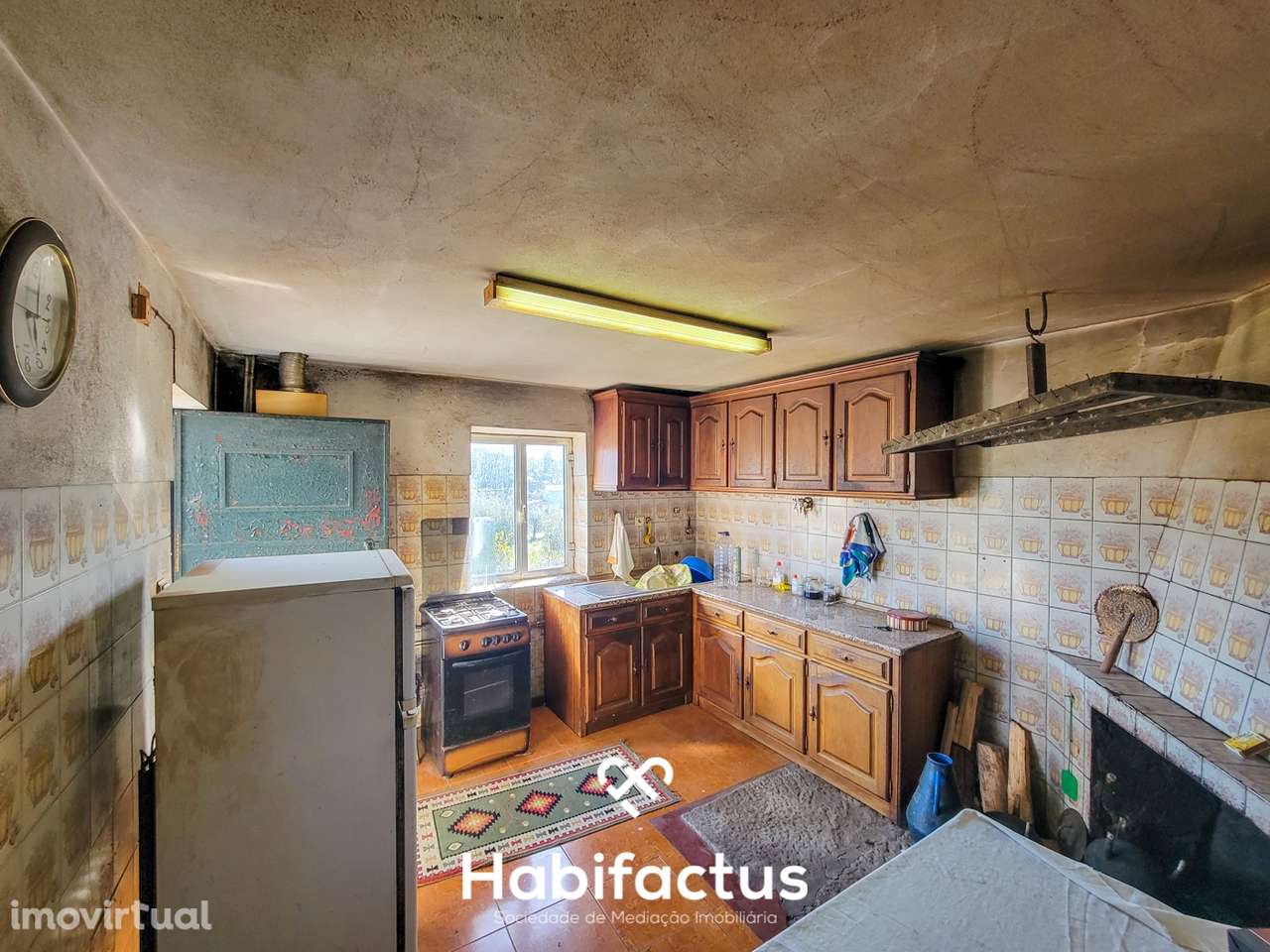 Moradia Isolada T2 em pedra para remodelar à venda – Gandufe, Manguald - Grande imagem: 5/18