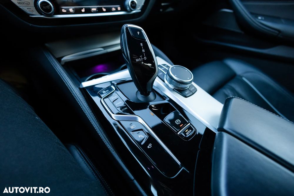 BMW 5 Series 2021 — imagine 12