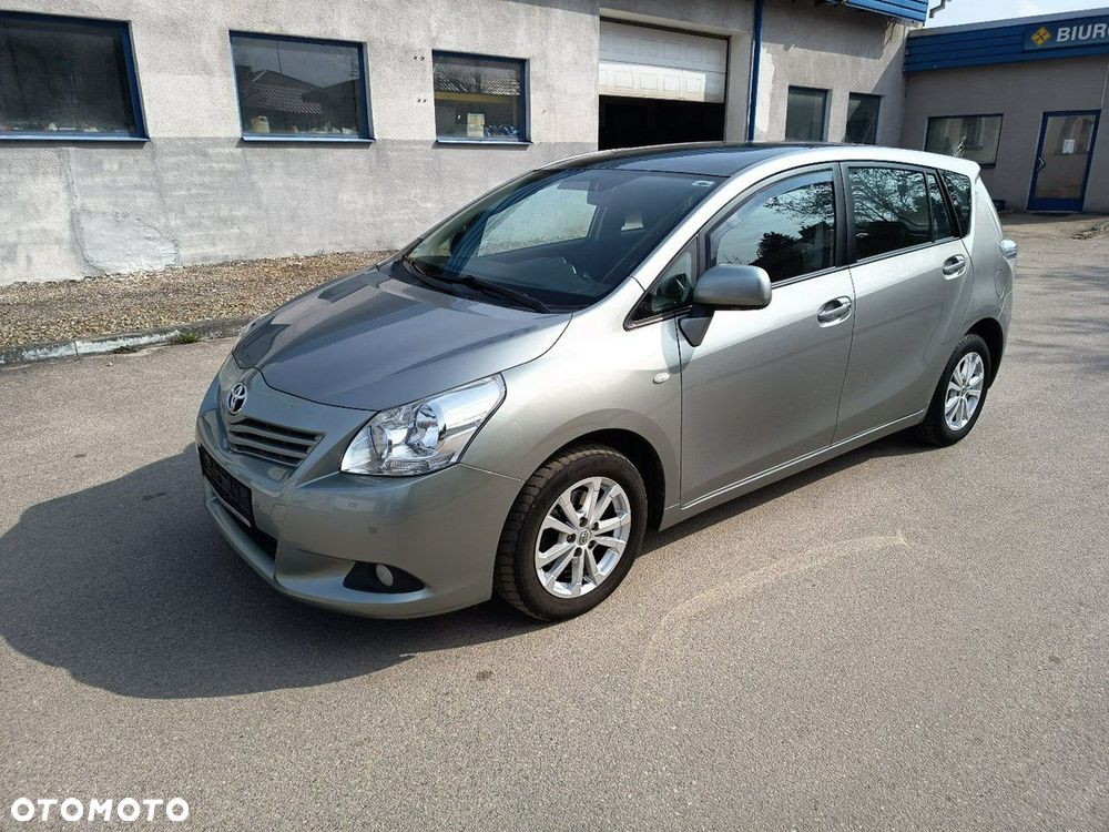 Toyota Verso - 2