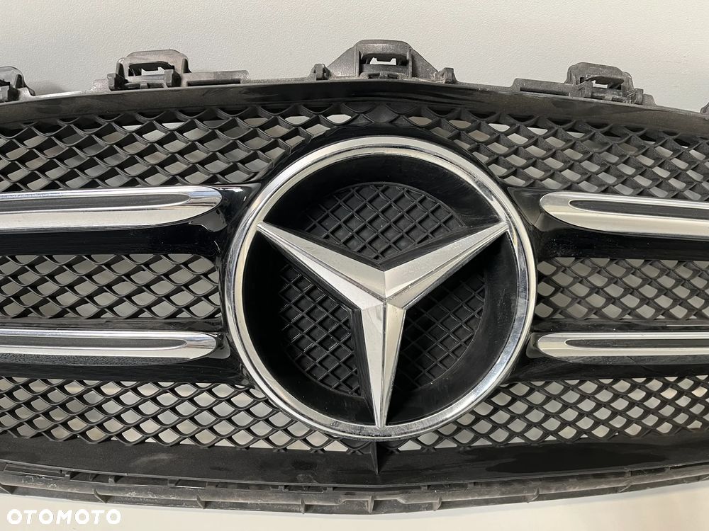 ATRAPA GRILL ZDERZAKA MERCEDES W213 E-KLASA A2138880123 - 2