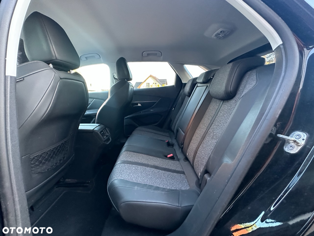 Peugeot 3008 - 16