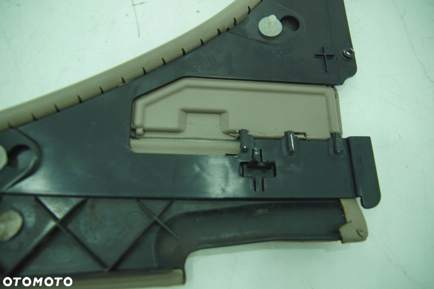 OSŁONA ZAWIASU DACHU KLAPKA PRAWA MERCEDES SL R230 02 - 7