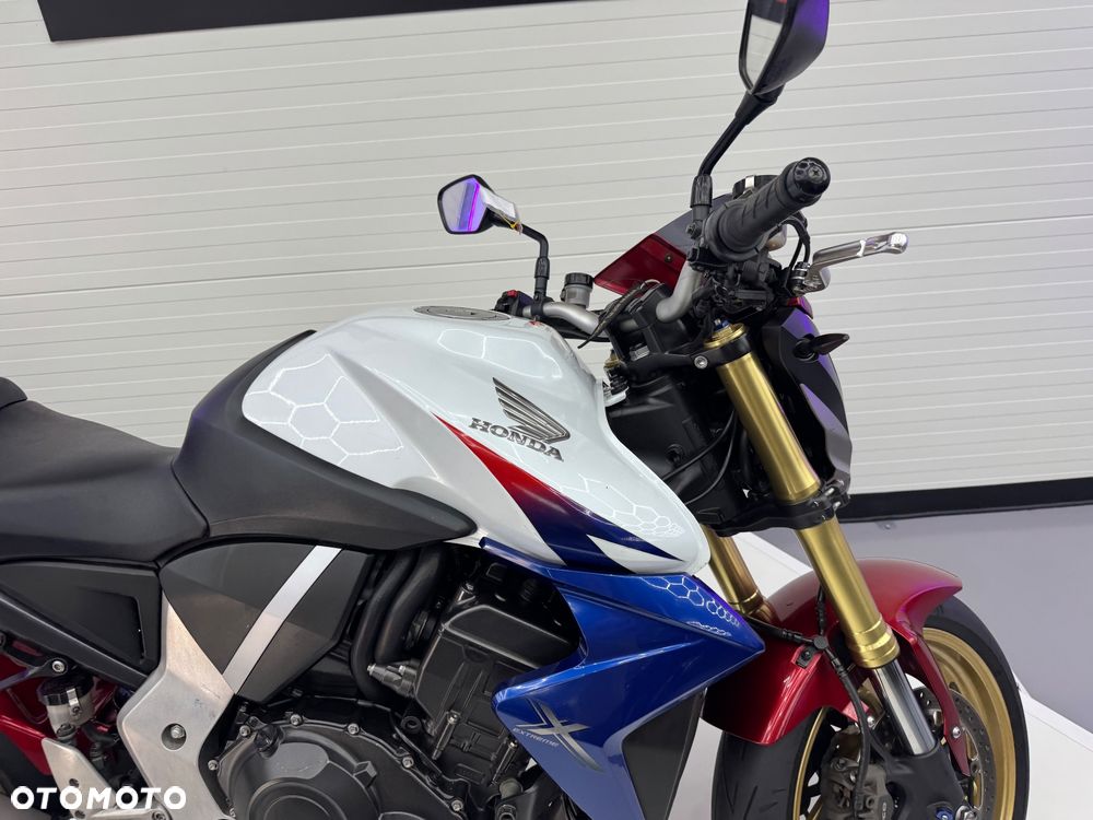 Honda CB - 22